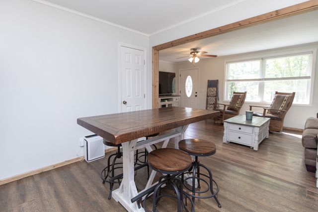 6724 E Benton Rd, Springfield, TN 37172