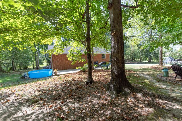 6724 E Benton Rd, Springfield, TN 37172