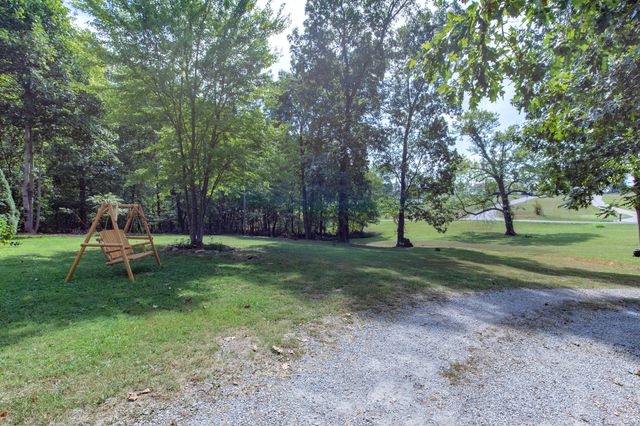 6724 E Benton Rd, Springfield, TN 37172