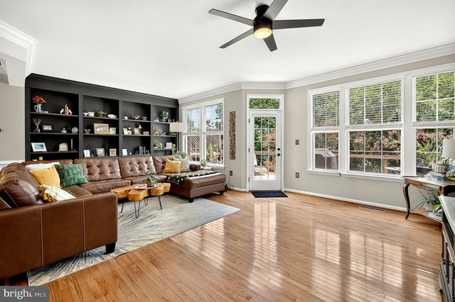 838 REVELSTORE TER NE, Leesburg, VA 20176