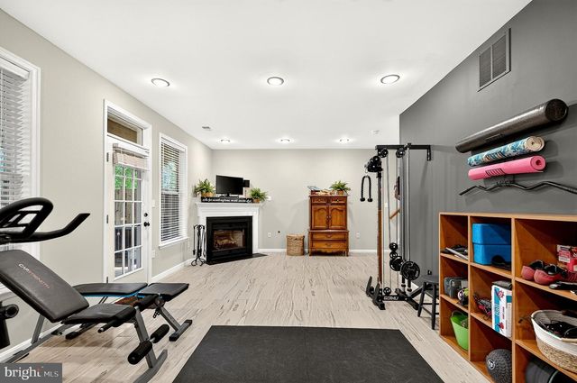 838 REVELSTORE TER NE, Leesburg, VA 20176