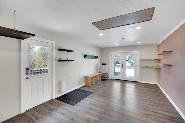 603 Lark Lane, Oak Leaf, TX 75154