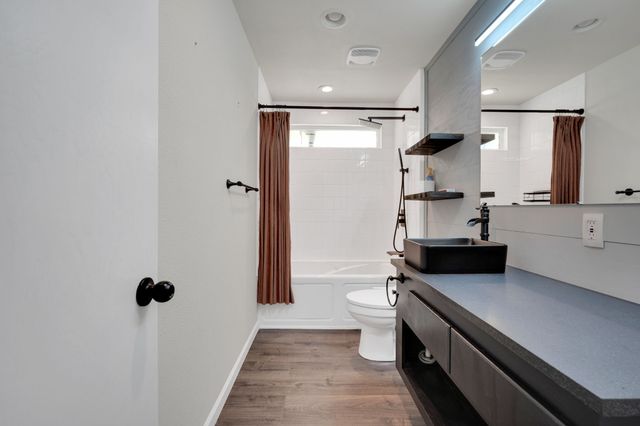 603 Lark Lane, Oak Leaf, TX 75154