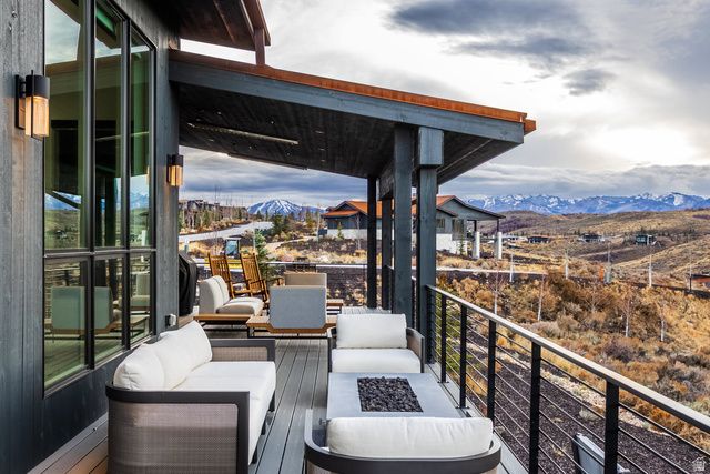 7043 GOLDEN BEAR LOOP, Park City, UT 84098
