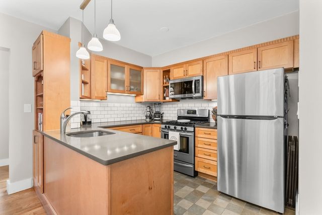 121 F St 1, Boston, MA 02127