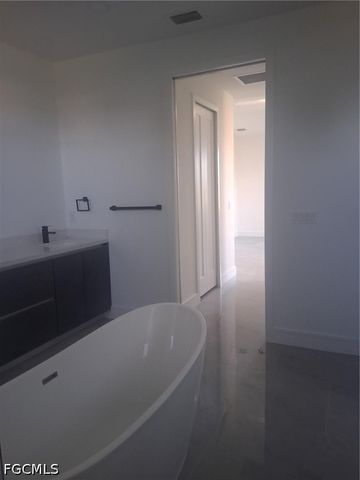 3812 NW 38th ST, Cape Coral, FL 33993