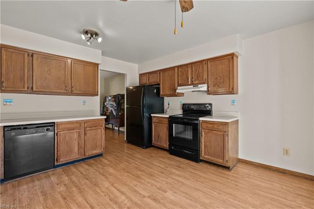 2281 Hatton ST, Virginia Beach, VA 23451