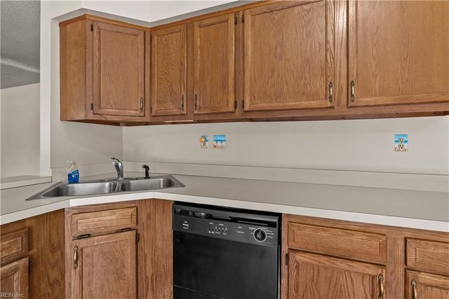 2281 Hatton ST, Virginia Beach, VA 23451