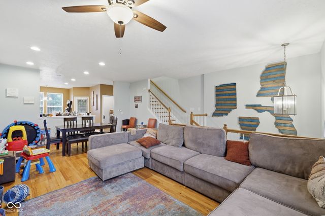 8348 Codesa Way, Indianapolis, IN 46278