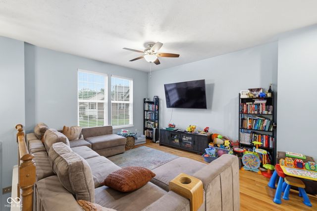 8348 Codesa Way, Indianapolis, IN 46278