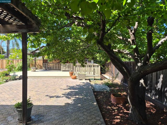 1225 TERREBONNE DR, Walnut Creek, CA 94598