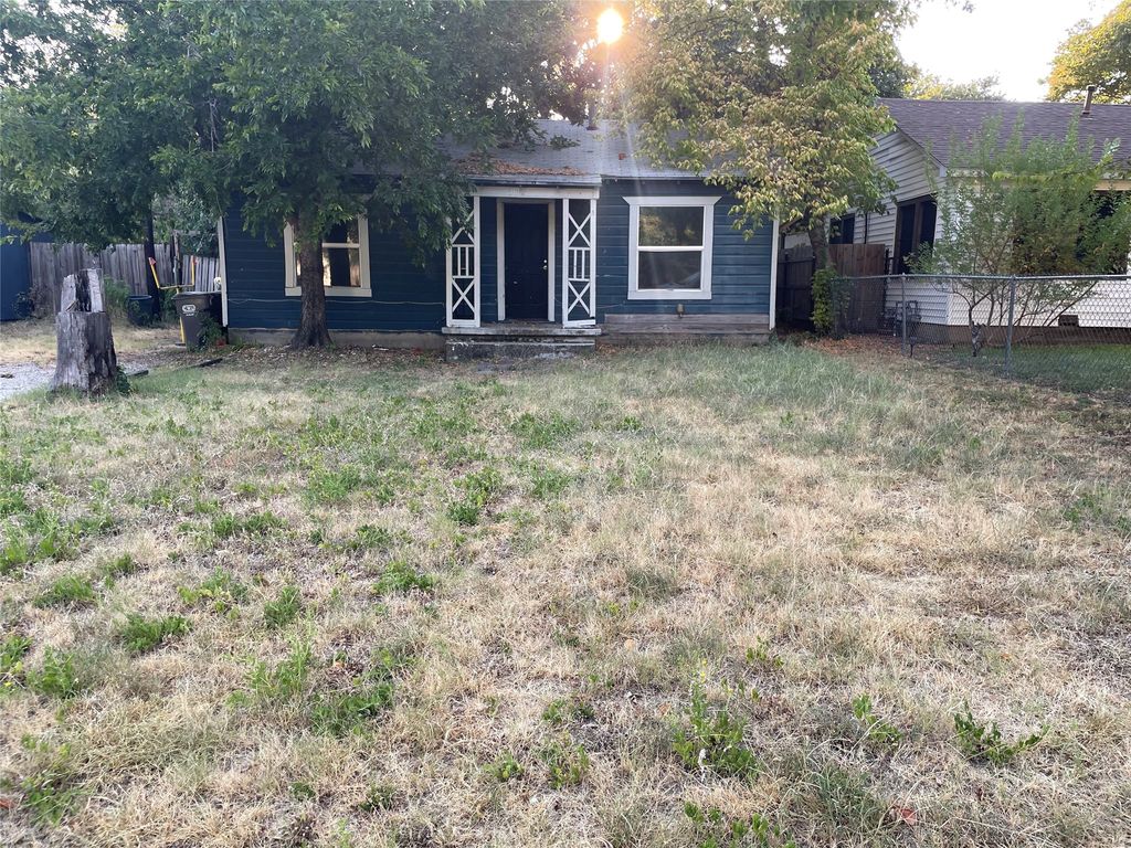 3009 Pueblo Trail, Lake Worth, TX 76135 — exterior