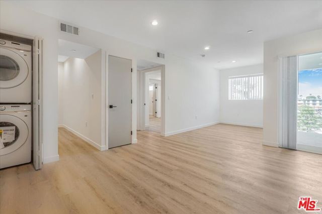 10918 Camarillo Street, North Hollywood (los Angeles), CA 91603