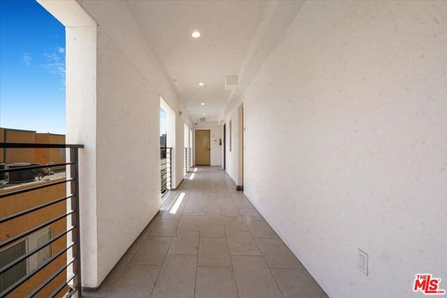 10918 Camarillo Street, North Hollywood (los Angeles), CA 91603