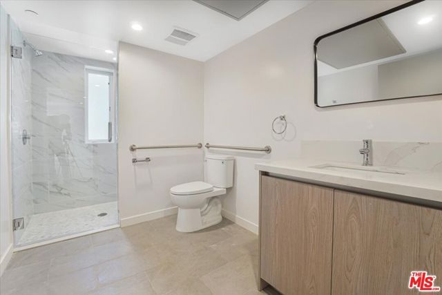 10918 Camarillo Street, North Hollywood (los Angeles), CA 91603