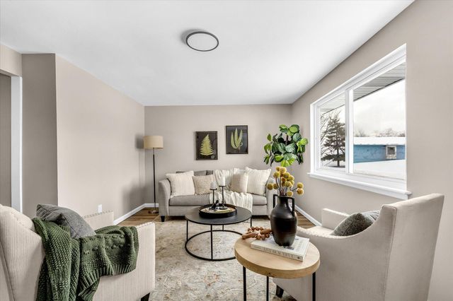 12 Faust Court, Ann Arbor, MI 48108