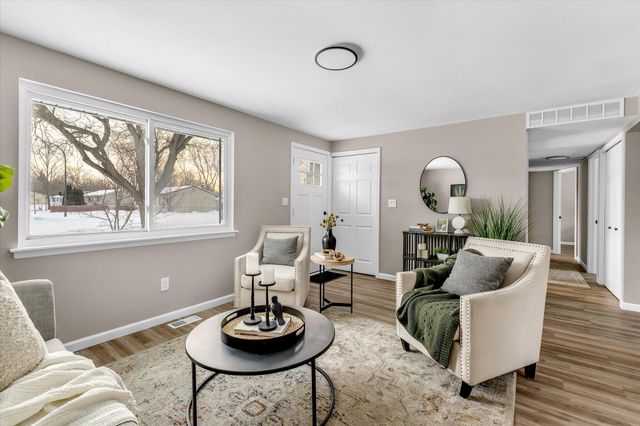 12 Faust Court, Ann Arbor, MI 48108