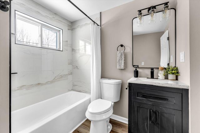 12 Faust Court, Ann Arbor, MI 48108