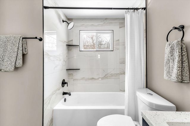 12 Faust Court, Ann Arbor, MI 48108