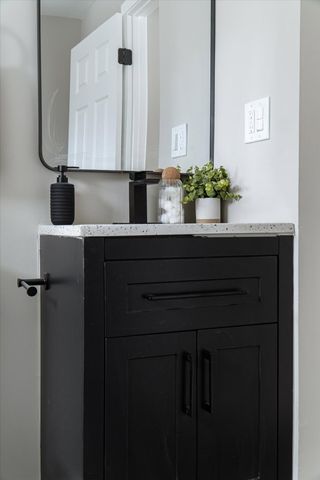 12 Faust Court, Ann Arbor, MI 48108