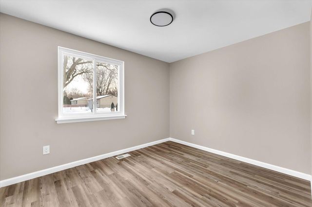 12 Faust Court, Ann Arbor, MI 48108