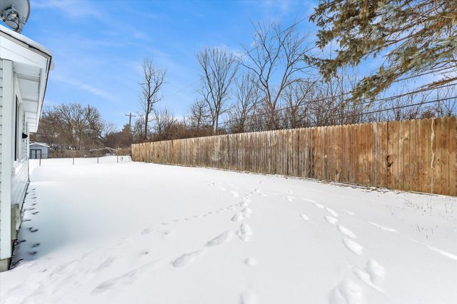 12 Faust Court, Ann Arbor, MI 48108