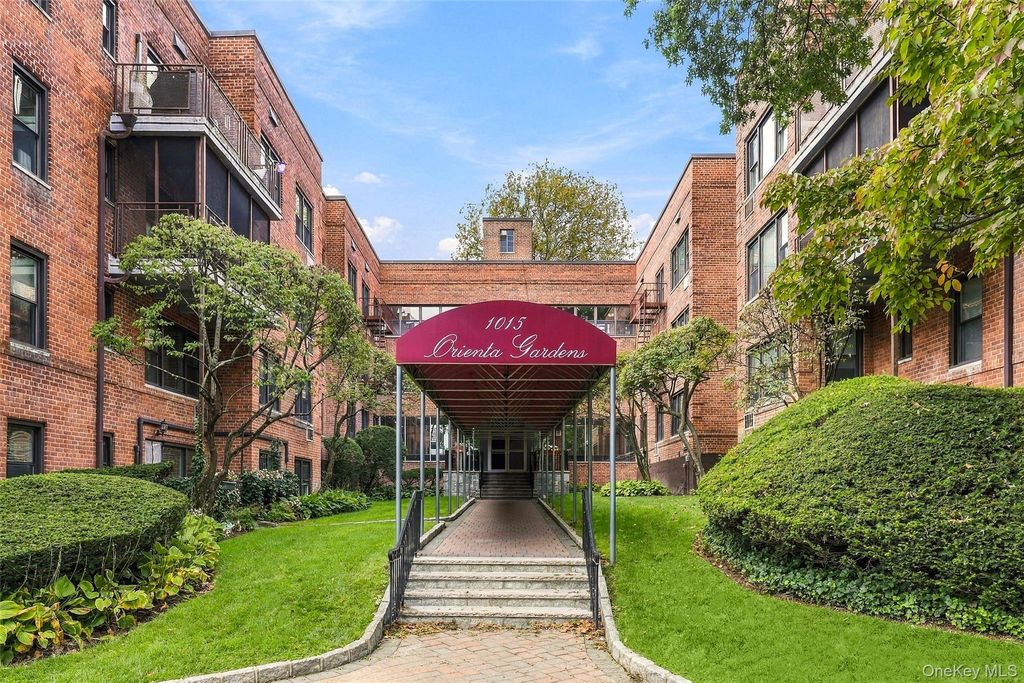 1015 Old Post Road 2K, Mamaroneck, NY 10543 — exterior
