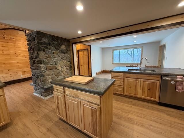 19 Village Road, Shelburne, NH 03581