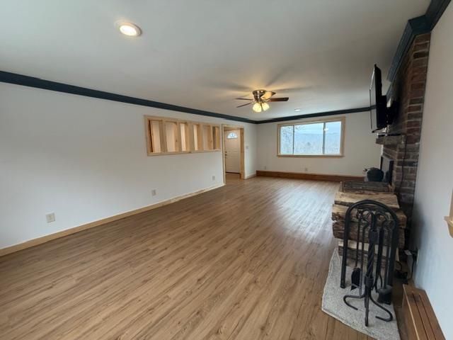 19 Village Road, Shelburne, NH 03581