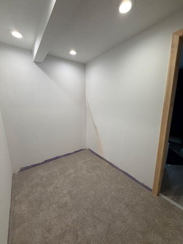 19 Village Road, Shelburne, NH 03581