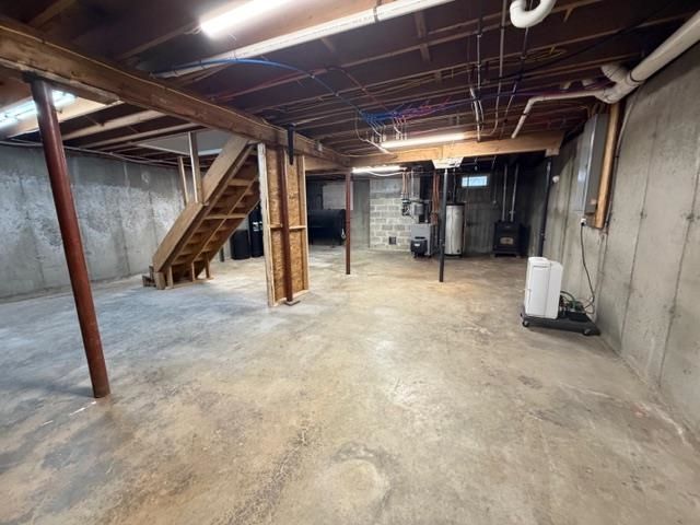 19 Village Road, Shelburne, NH 03581