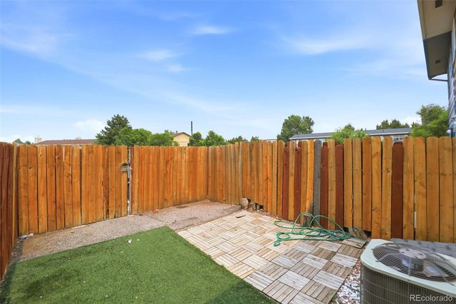6755 Pahokee Court B, Colorado Springs, CO 80915