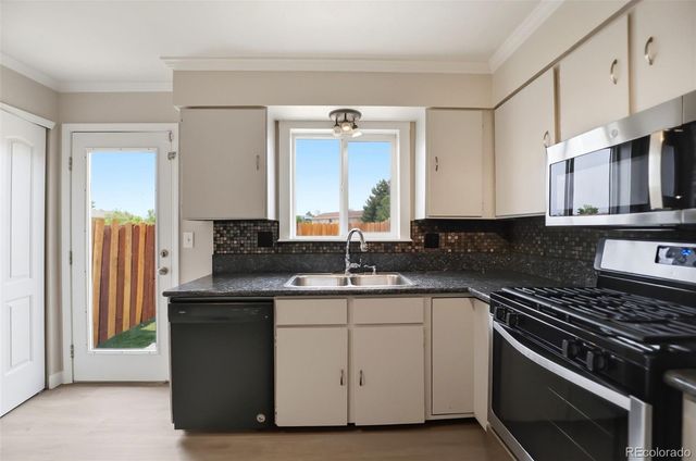 6755 Pahokee Court B, Colorado Springs, CO 80915