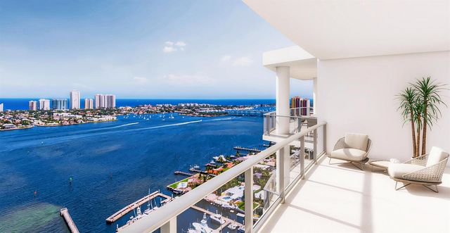 220 Lake Shore Drive 2010, Lake Park, FL 33403