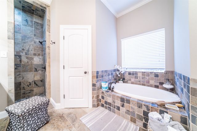 115 Fairway Drive, Waxahachie, TX 75165