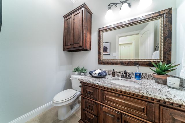 115 Fairway Drive, Waxahachie, TX 75165