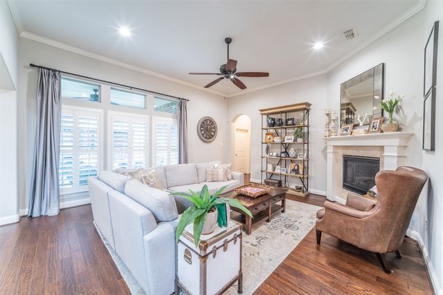 115 Fairway Drive, Waxahachie, TX 75165