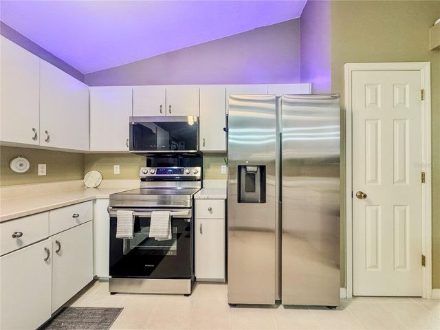 4380 NE 19TH AVENUE, Ocala, FL 34479