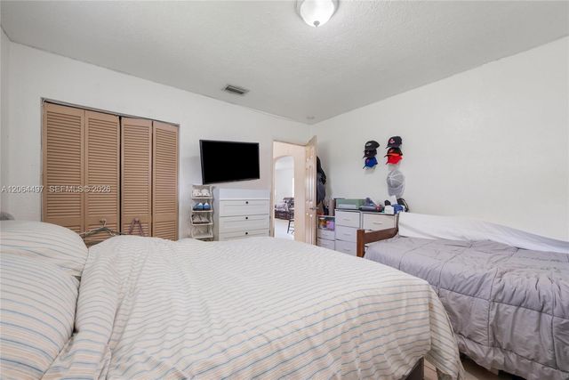 327 NW 3rd Street, Florida City, FL 33034