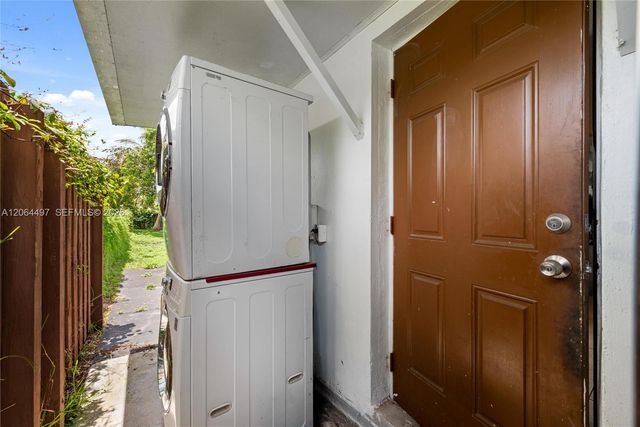 327 NW 3rd Street, Florida City, FL 33034