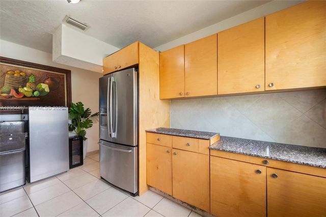 327 NW 3rd Street, Florida City, FL 33034