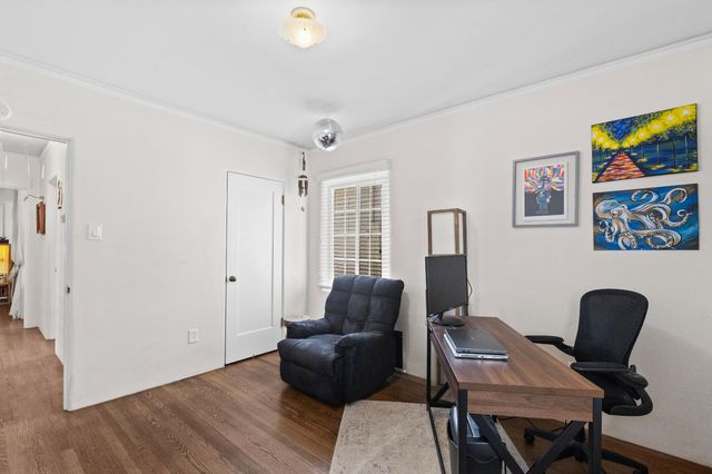 18 Jackson St, Woodland, CA 95695