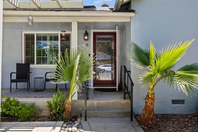 18 Jackson St, Woodland, CA 95695