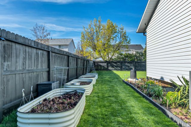 1026 W 450 S, Layton, UT 84041