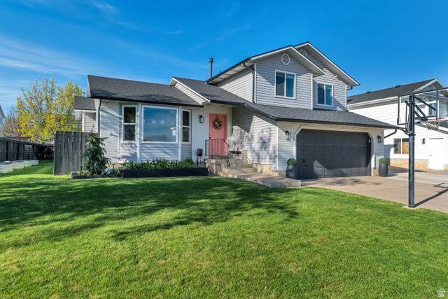 1026 W 450 S, Layton, UT 84041