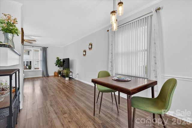 5917 Crape Myrtle Lane, Charlotte, NC 28216