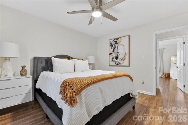 5917 Crape Myrtle Lane, Charlotte, NC 28216