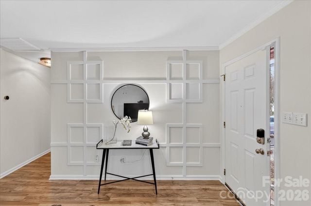 5917 Crape Myrtle Lane, Charlotte, NC 28216