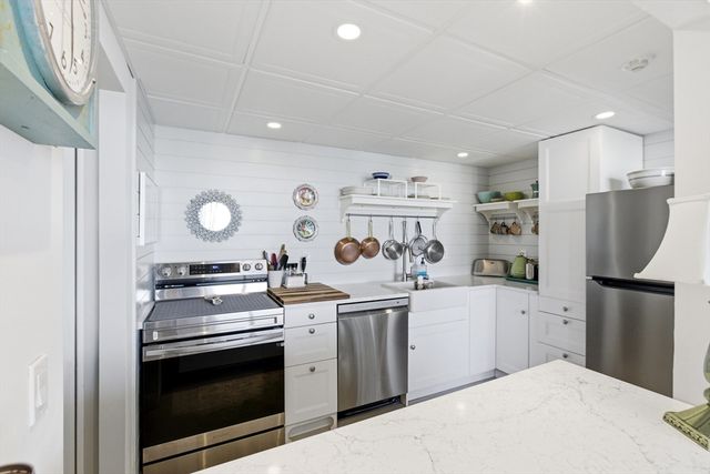 61 Broad Reach M56B, Weymouth, MA 02191