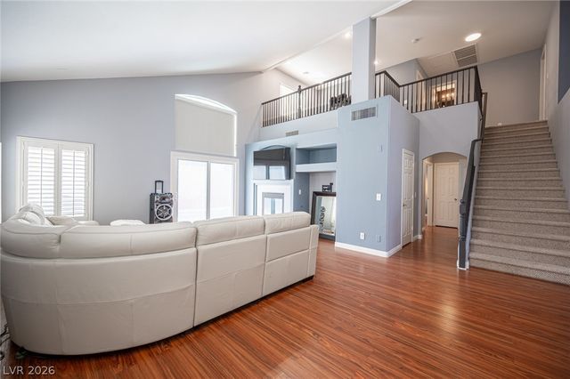 917 Scarlet Haze Avenue, Las Vegas, NV 89183